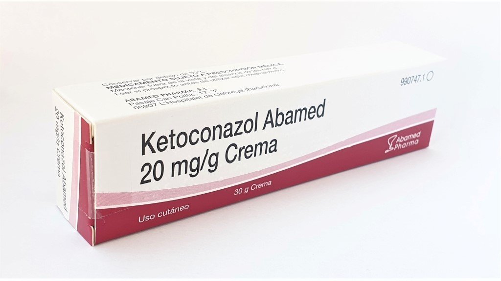ACNÉ AND STEROIDS